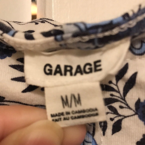 Garage crop top - Picture 2 of 2